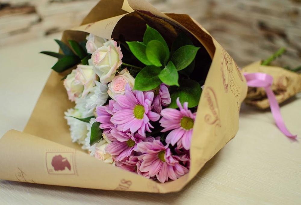 Букет цветов из: Розы и Хризантемы в Акатьево