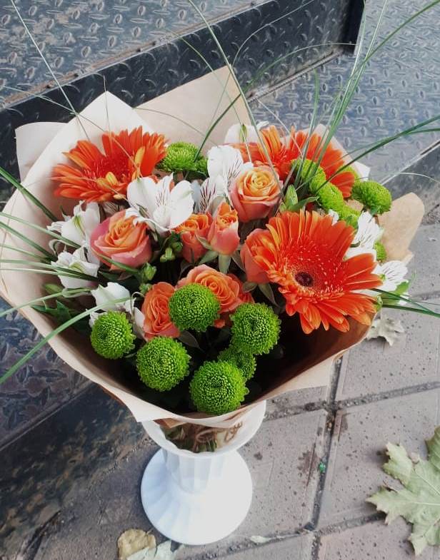 Букет цветов из: Герберы, Хризантемы, Альстромерии и Розы в Акатьево