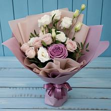 Букет цветов из:  Розы и Лизиантусы в Акатьево