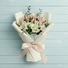 Букет цветов из:  Альстромерии в Акатьево