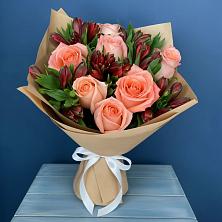 Букет цветов из:  Розы и Альстромерии в Акатьево