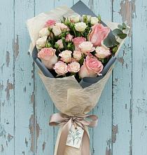 Букет цветов из:  Розы #REPLACE_PRED# Акатьево